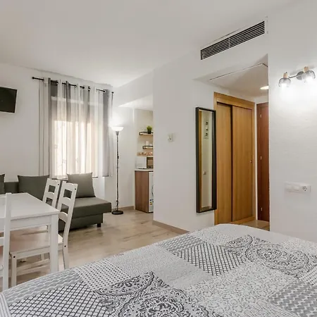 213 Hispalis Triana 아파트 세비야